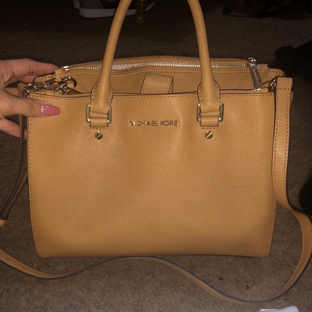 Michael Kors purse